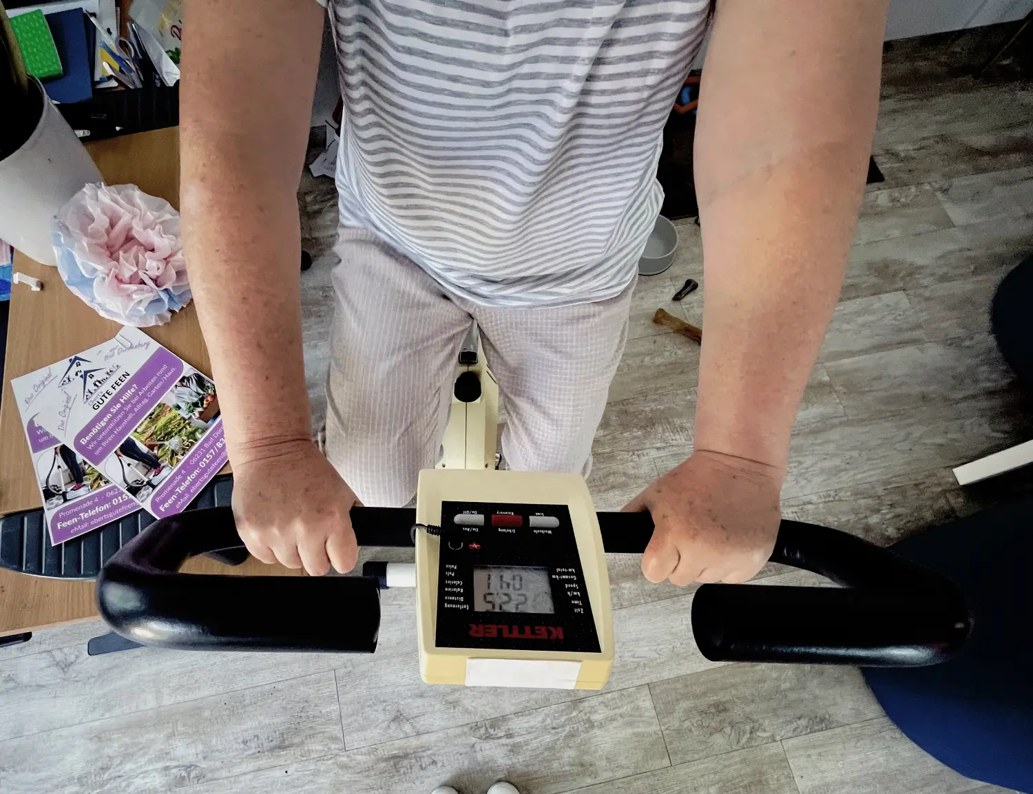 Ebert & Ebert Tagespflegen GmbH - Tagespflege an der Saale - eine Person, die trainiert