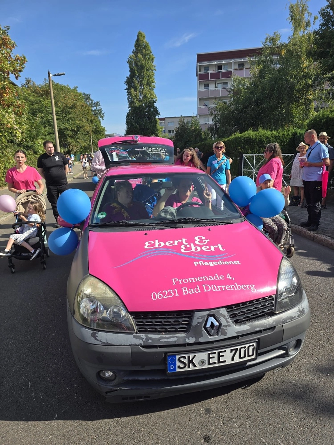 Ebret & Ebret Pflegedienst - Pflegedienst - Firmenwagen